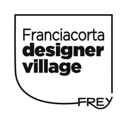 outlet_franciacorta-removebg-preview